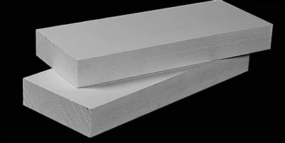 Peau et âme — Pourquoi deux panneaux de PVC de même densité s'impriment diffé...